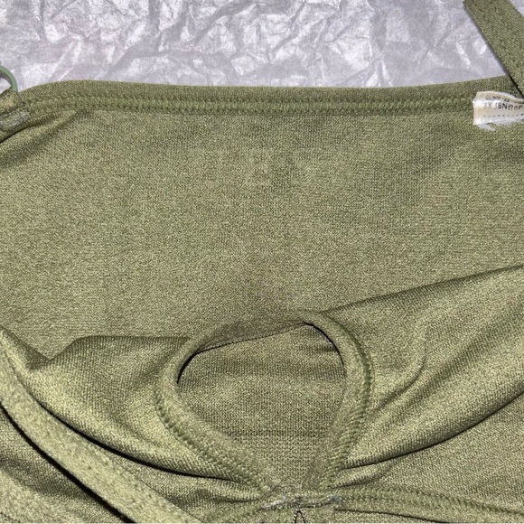 Guess Olive Green Crop Top XS - Picture 3 of 3